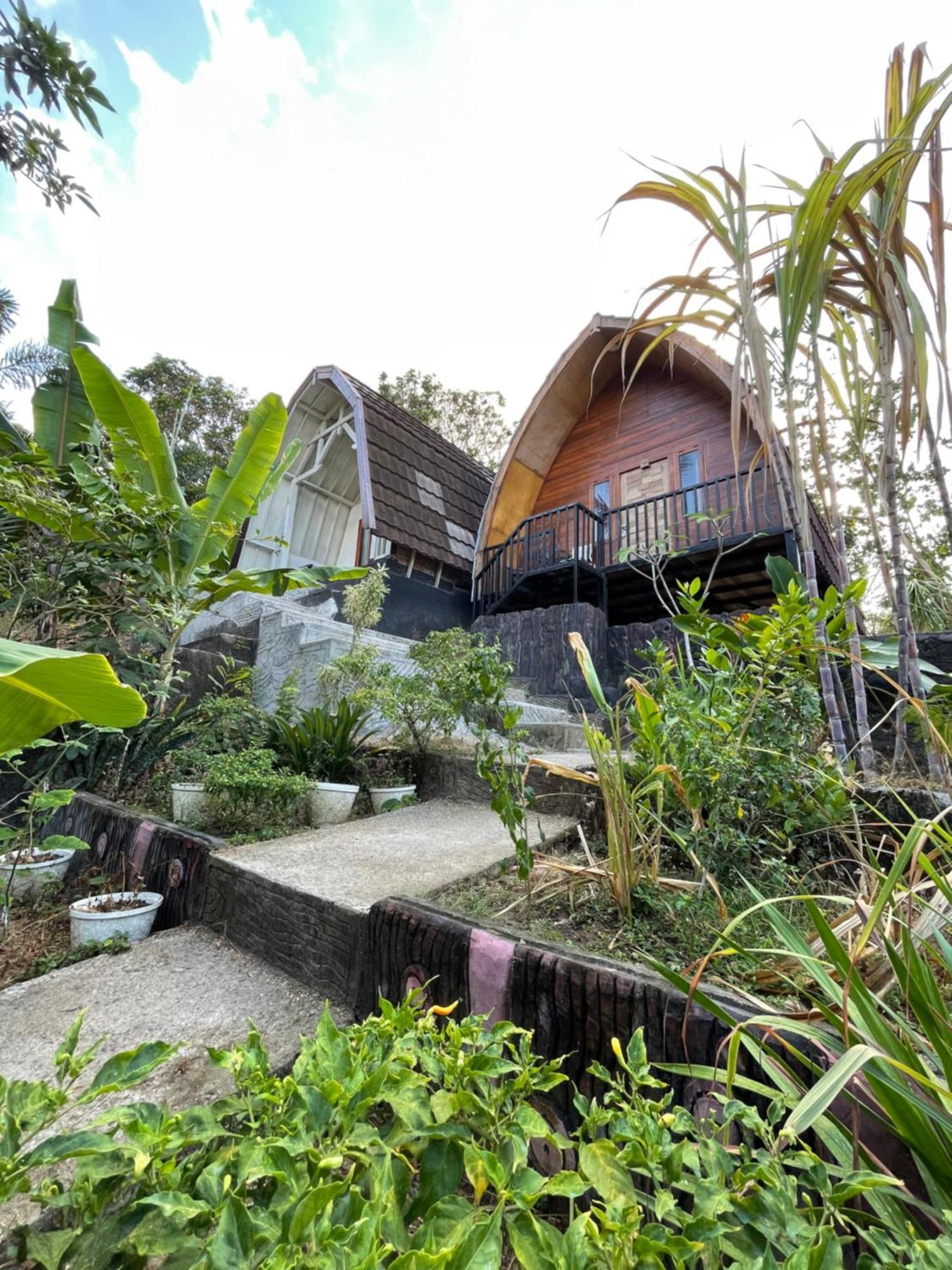 Tri Putri Homestay Kuta  Екстериор снимка