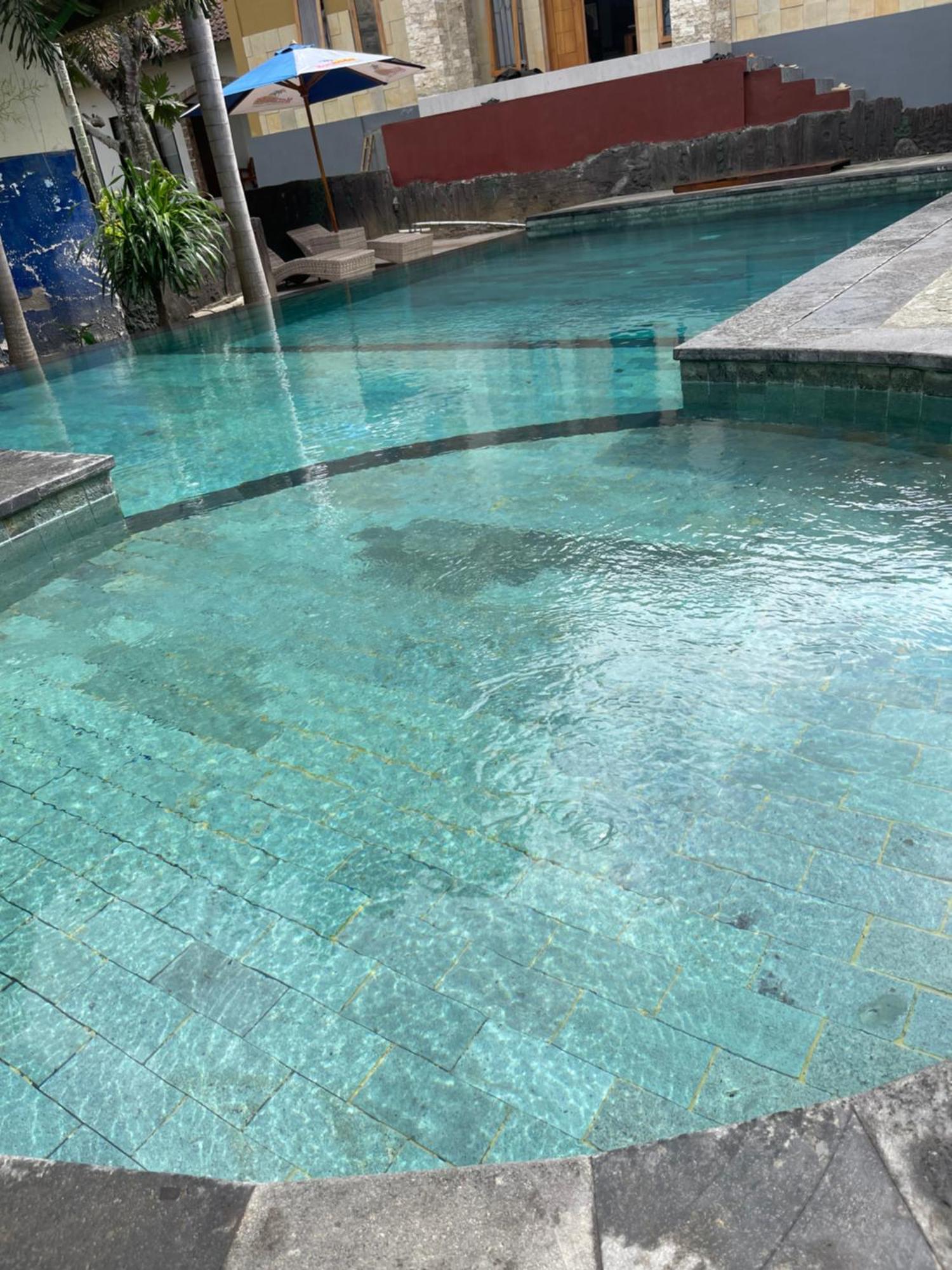 Tri Putri Homestay Kuta  Екстериор снимка