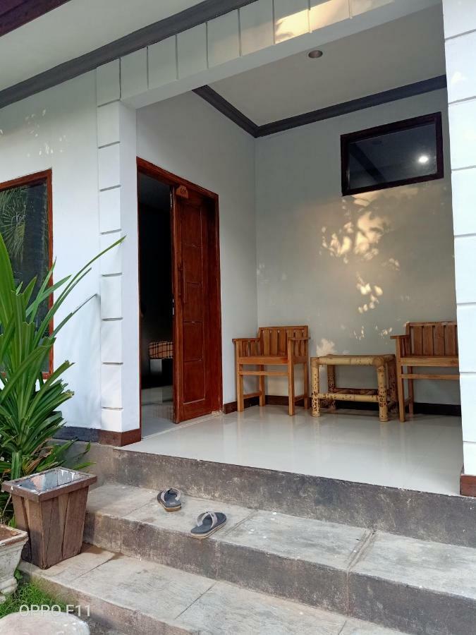Tri Putri Homestay Kuta  Екстериор снимка
